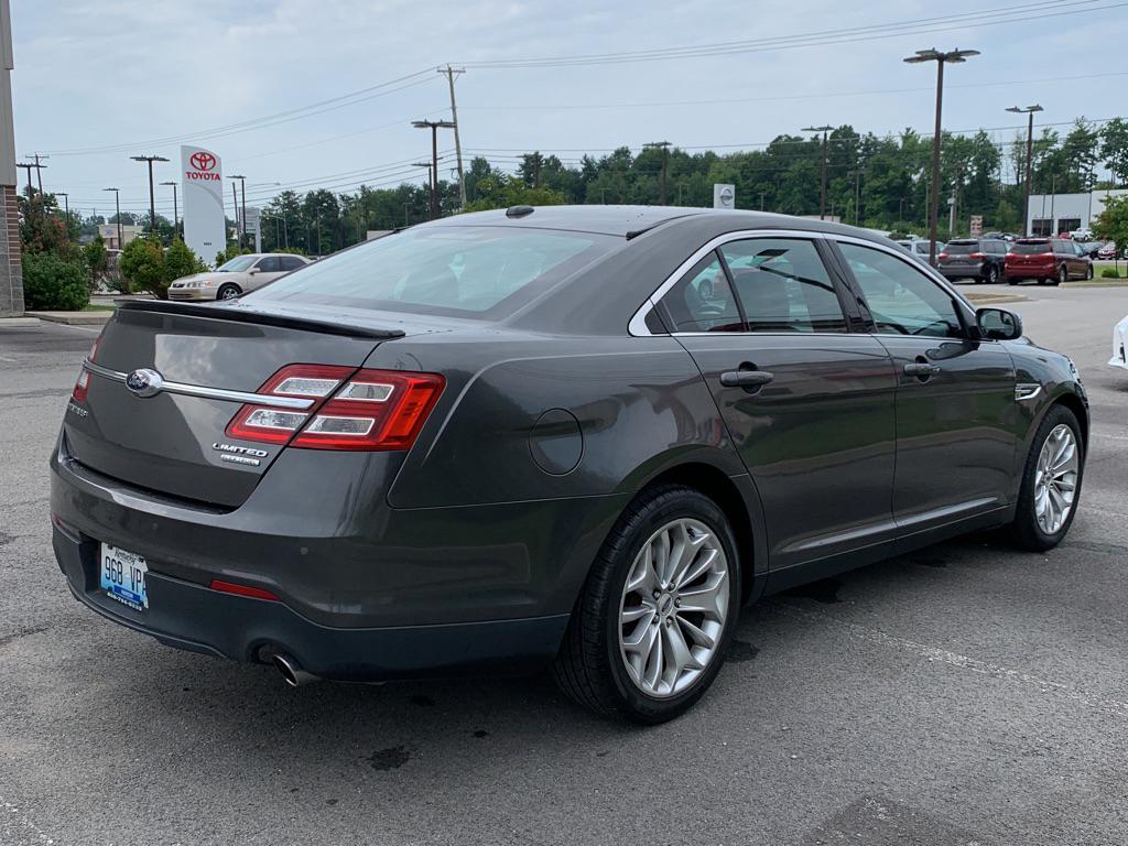 Pre-Owned 2015 Ford Taurus Limited