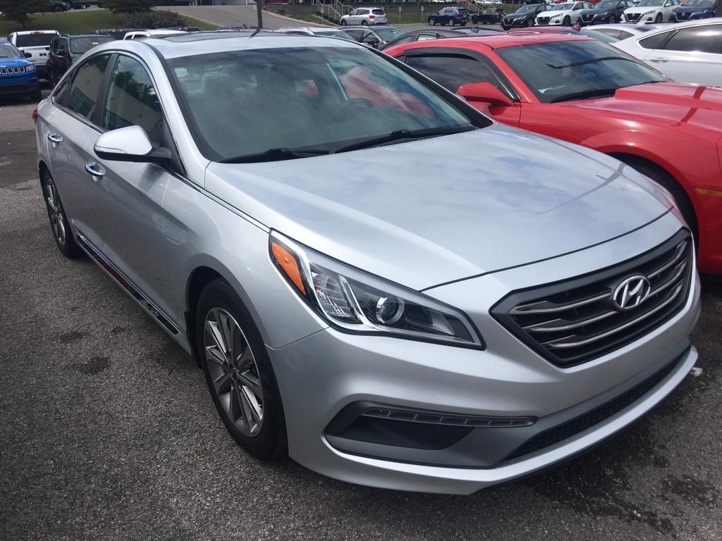 Pre-Owned 2017 Hyundai Sonata Limited