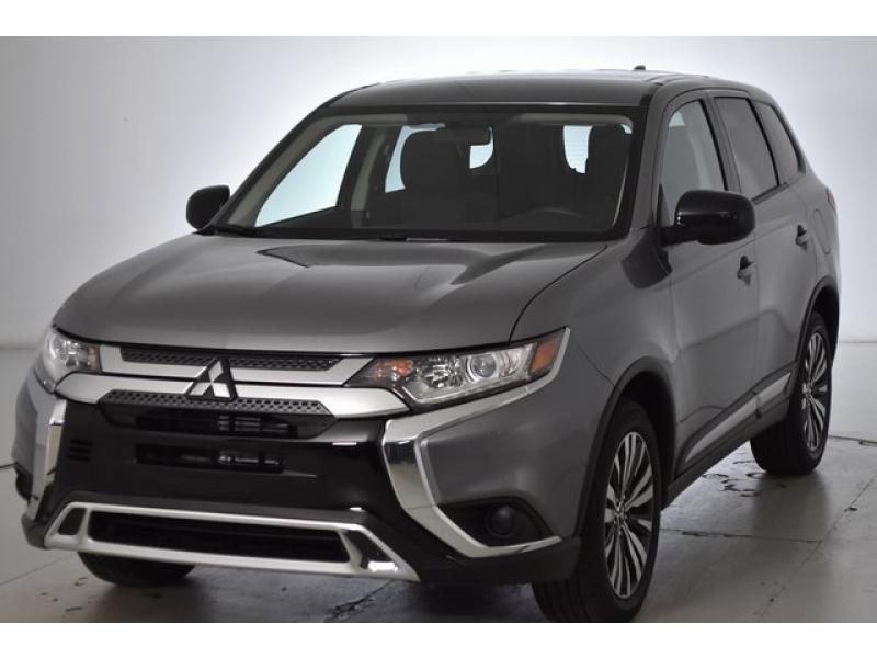 New 2020 Mitsubishi Outlander ES